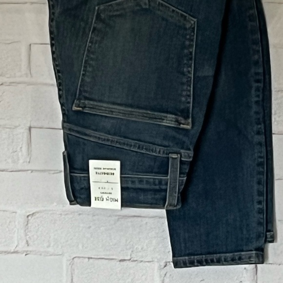 Lucky Brand high rise jeans - Picture 3 of 6